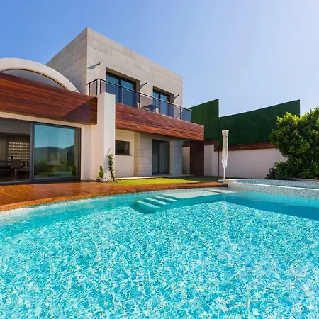 Alya Sierra Мугла